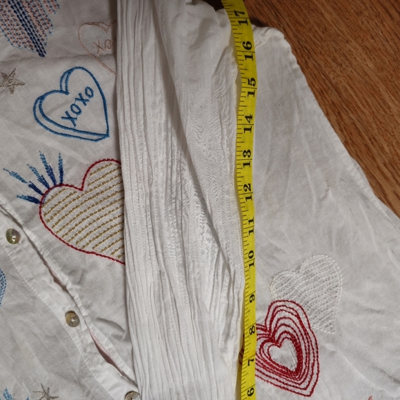 Johnny Was workshop oversize Love Amour shirt embroidered hearts size S - Picture 3 of 14